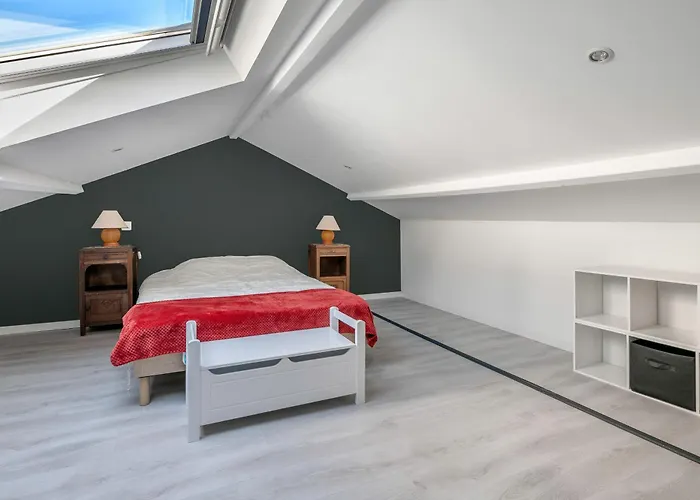 Maison De Bourg Pour 4 à 500m De La *