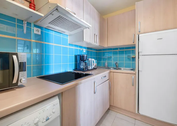 Hébergement de vacances Maison De Bourg Pour 4 à 500m De La